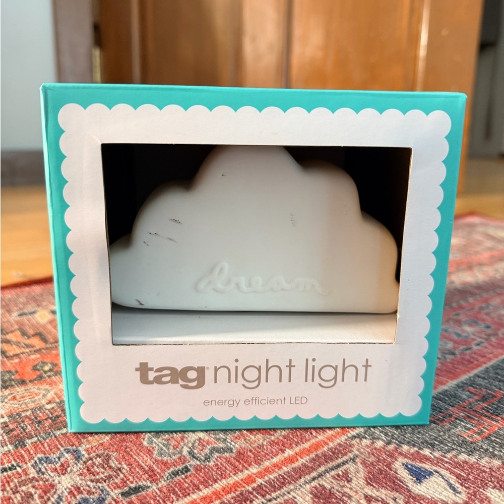 Dream Cloud Night Light by Tag - Picture 4 of 6
